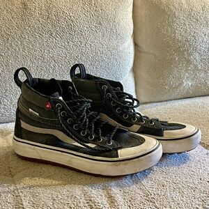 VANS Sk8-Hi MT Black and Gray Weatherproof Shoes